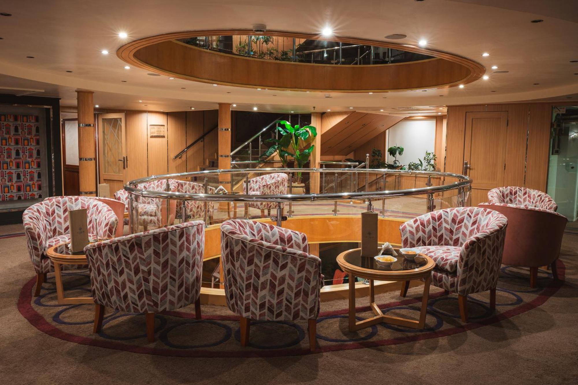 Acamar Nile Cruise - Every Monday From Luxor For 04 & 07 Nights - Every Friday From Aswan For 03 & 07 Nights Ngoại thất bức ảnh